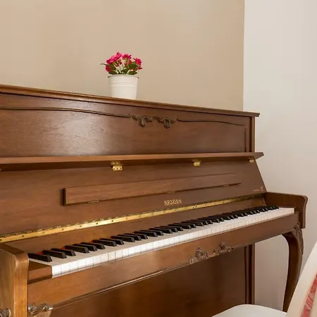 Ionian Garden - Olea * Mpenitses
