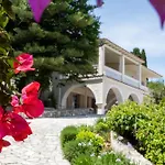 Ionian Garden - Olea * Mpenitses