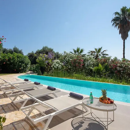 Ionian Garden - Olea Villa Benitses (Corfu)