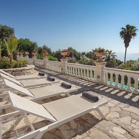 Ionian Garden - Olea Villa Benitses (Corfu)