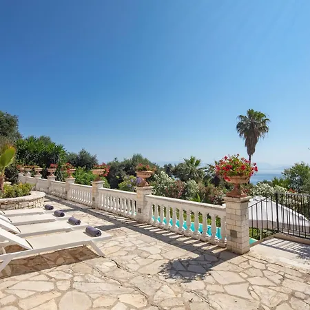 Ionian Garden - Olea * Benitses (Corfu)