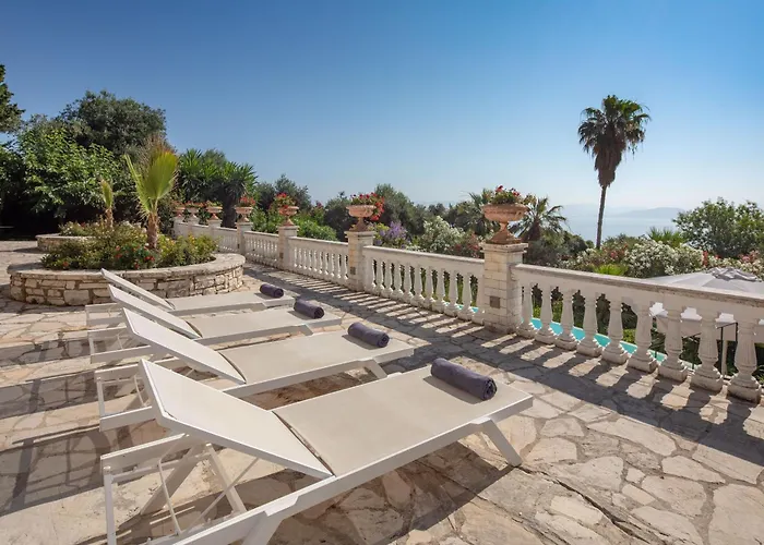 Ionian Garden - Olea Villa Benitses (Corfu)